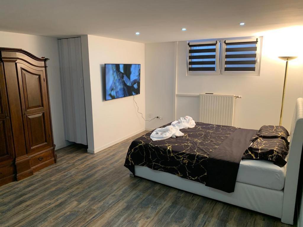Studio 45M2 Tres Calme Village-Neuf Zewnętrze zdjęcie